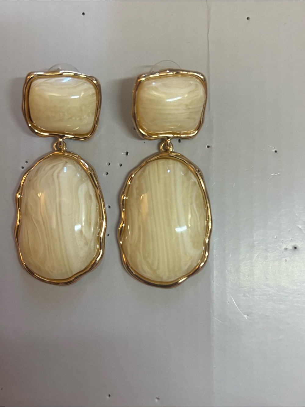 Elegant Cream Drop Earrings with Gold Trim